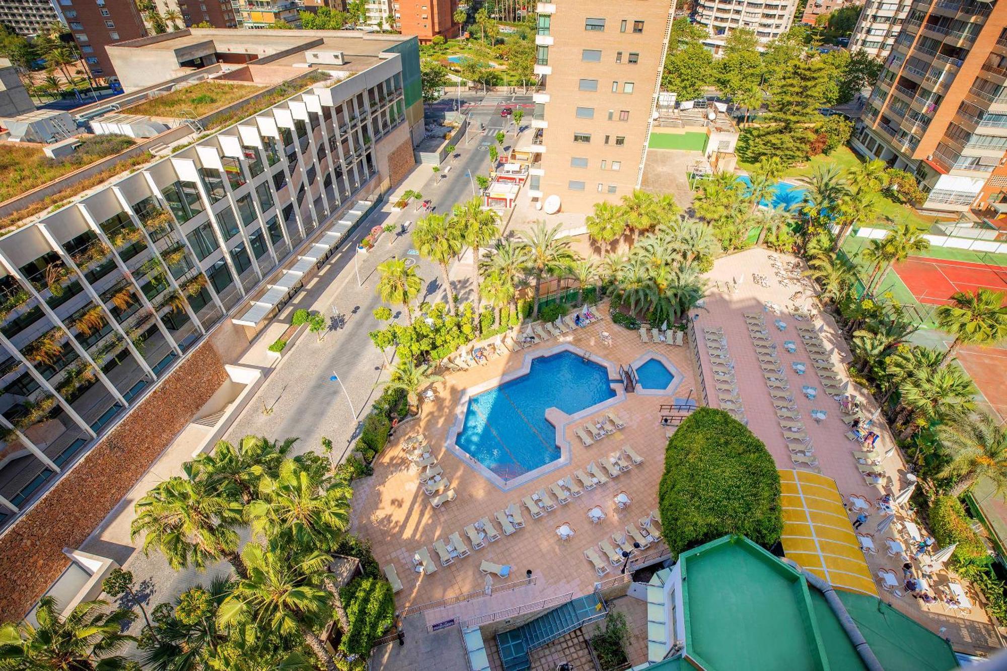 Hotel Servigroup Castilla Benidorm Oda fotoğraf